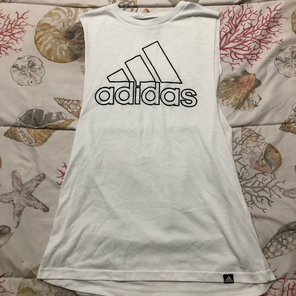 Adidas athletic top